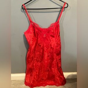 Vintage Victoria's Secret Gold Label Lingerie Nightie Red Lace Size LARGE